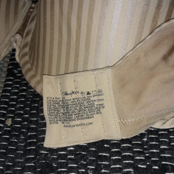 Playtex Full Coverage Bra - Picture 3 of 4